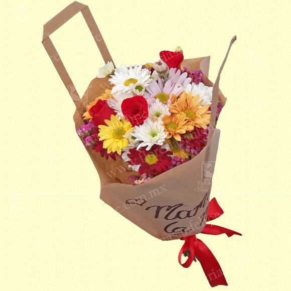 Bouquet Bolsa Canela Con Rosas y Margaritas